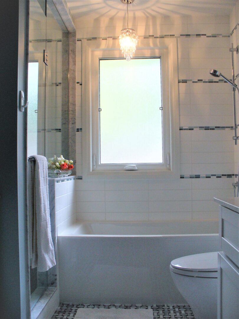 A luxury bathroom with a bathtub